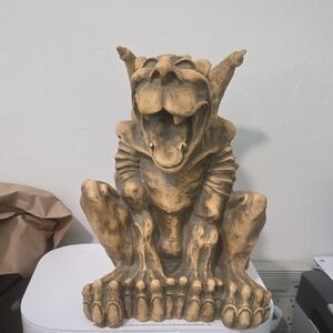 Leo The Laughing Gargoyle Statue